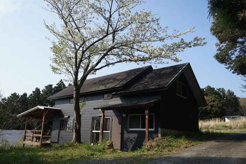 Scenic Mountain Lodge with Sea View in Minami Izu - Image 1