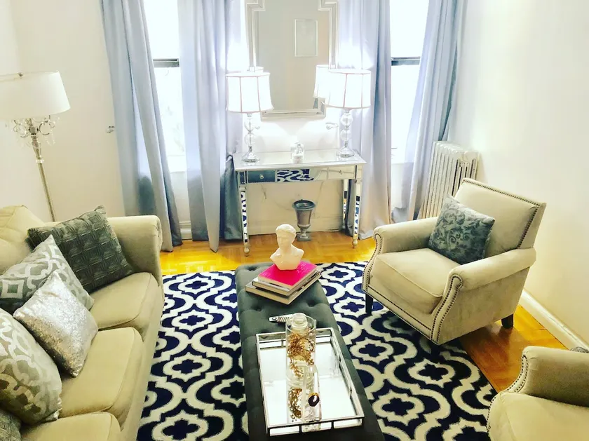 A peaceful place in the heart of Inwood - Image 1