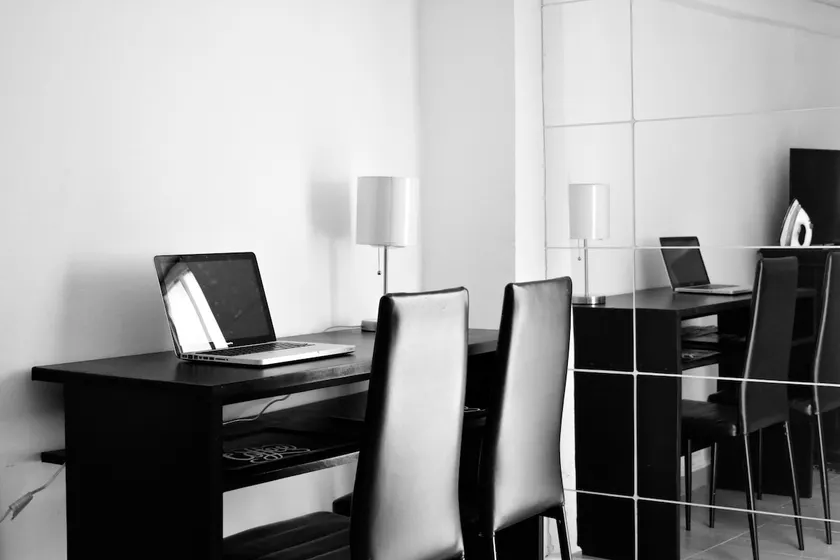 Small independent department in excellent location - Image 1