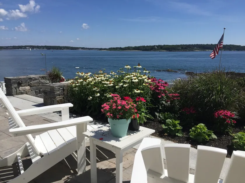 Oceanfront with amazing views and private entrance - Image 1