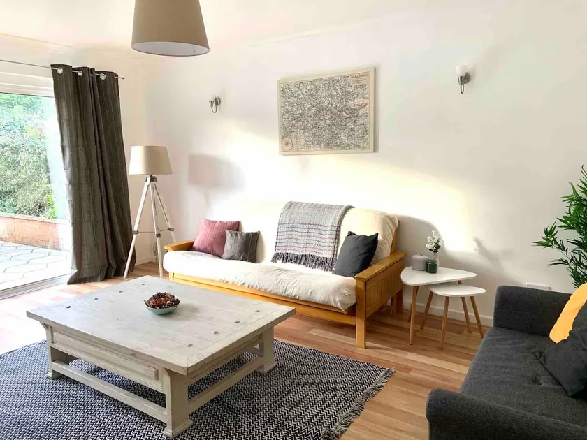 3 bedroom bungalow - Image 1