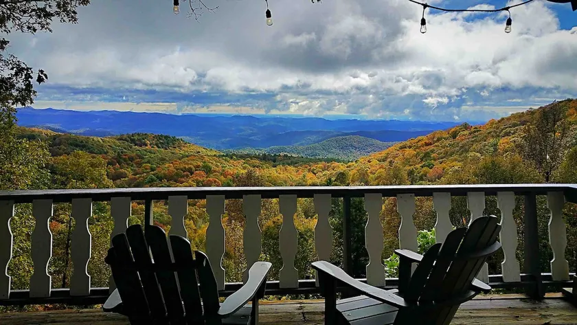 Highlands Mountaintop Escape - Image 1