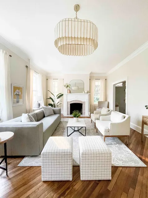 River Hill House: 7-Bedroom Vacation Home & Venue - Image 1