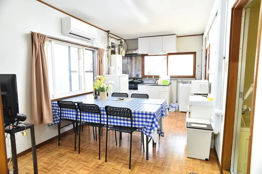 Mizutengu-Shita, convenient for sightseeing in Otaru, family apartment b. - Image 1