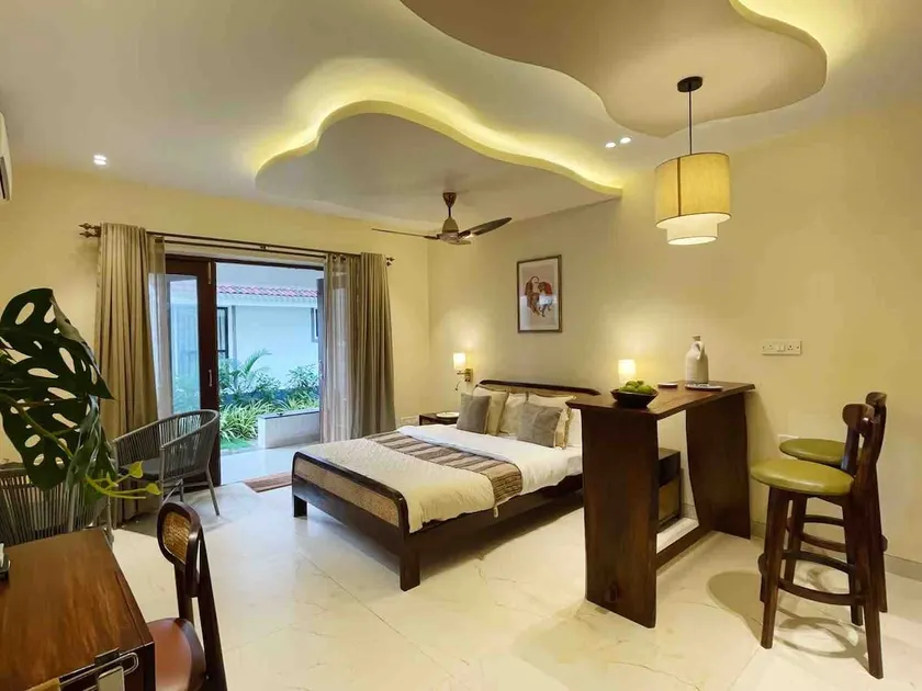 Luxurious studio apartments | Pool facing - Image 1