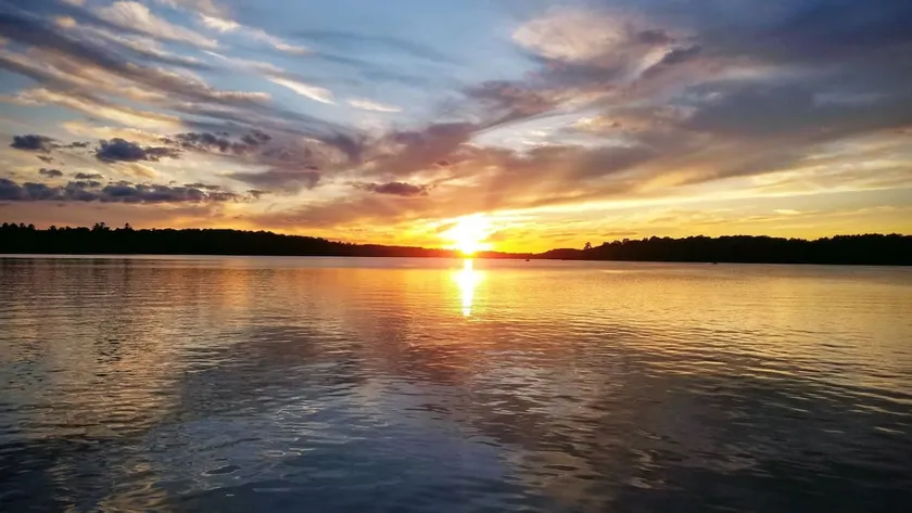 Nauti Oak on Lake Tomahawk/Minocqua Chain - Image 1