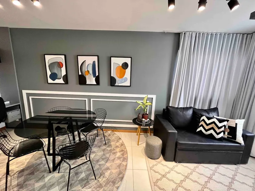 Modern apartment with en-suite in the center - Image 1