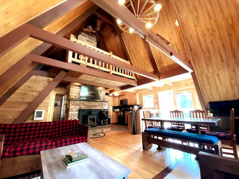 Newly Renovated Cabin - 15 Private Acres & 2 Ponds - Image 1