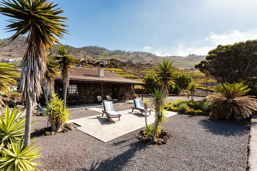 Aluguer de Férias 'Casa Rural Los Llanos Negros' com Vista para o Mar, Jardim & Wi-Fi - Image 1