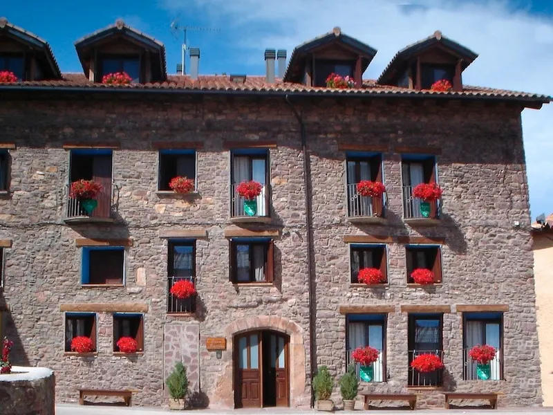 Apartment in the heart of the Aragonese Pyrenees - Image 1