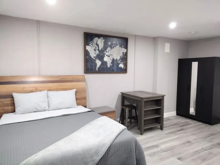 Modern In-Law Suite Close to the Beach - Image 1