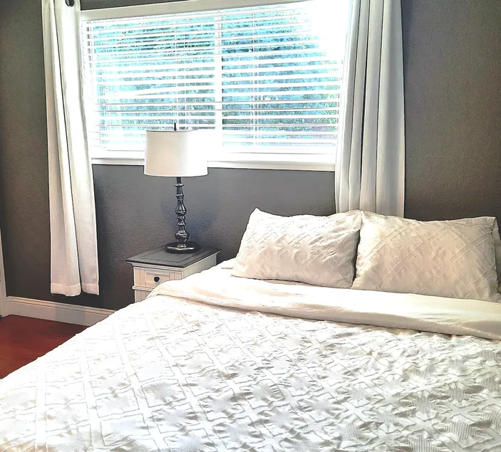Studio w/ Kitchenette/Patio. Near trail, BART & DT - Image 1
