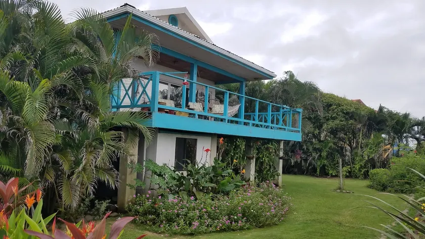 #04 Only Budget Ocean Front Bungalow - Image 1