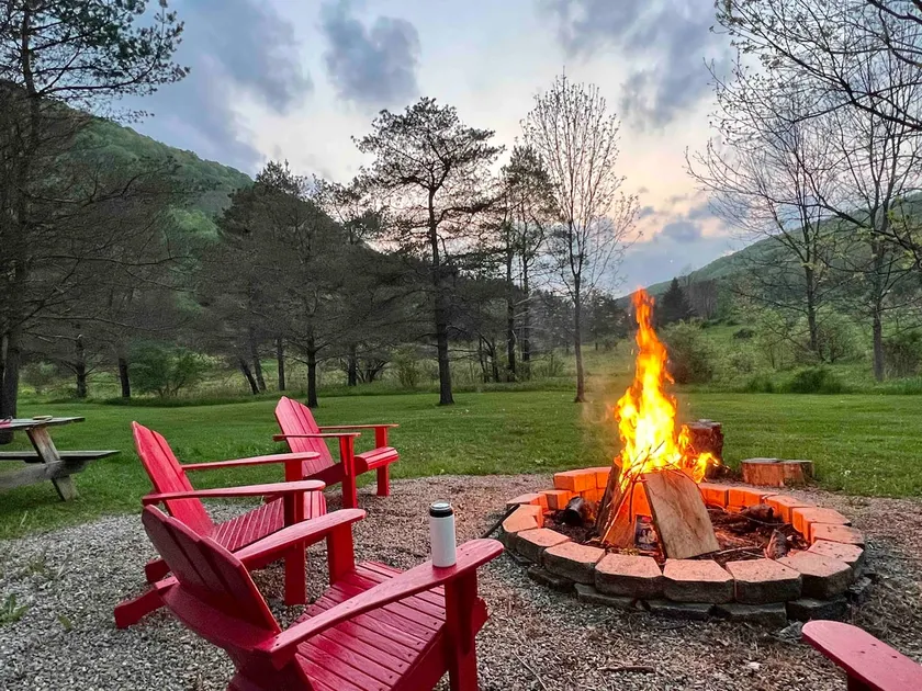 MaplesRetreat Cozy Ellicottville Getaway Fireplace - Image 1