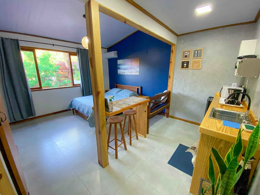 Cozy and spacious flat 100 meters from the beach - Image 1