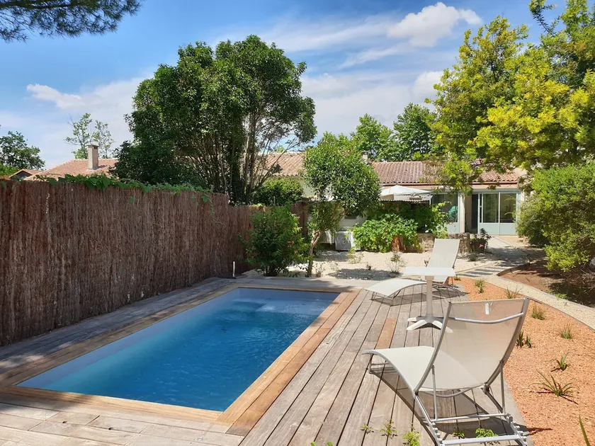 Pleasant village house with garden and pool. - Image 1