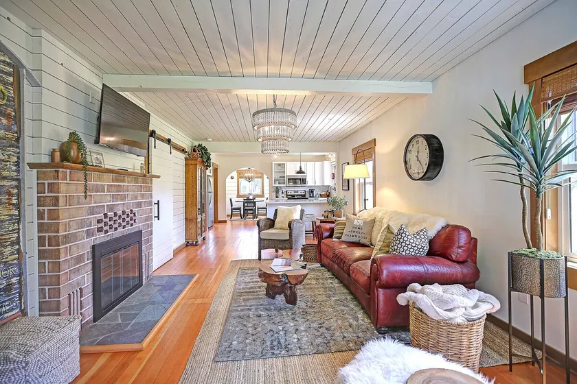 ”The Arlene” Camano Farmhouse - Image 1