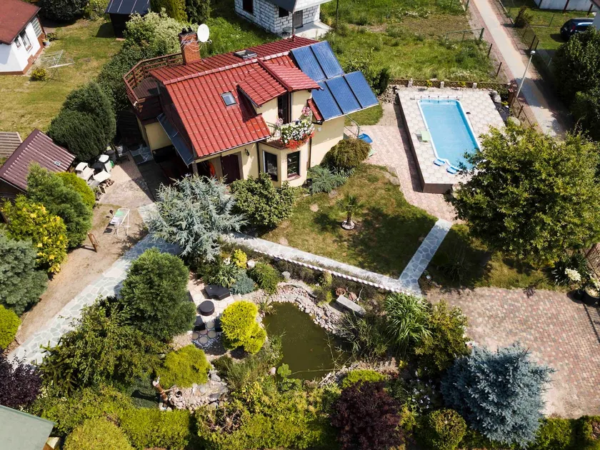 Private holiday home (sauna, pool, garden, pond) - Image 1