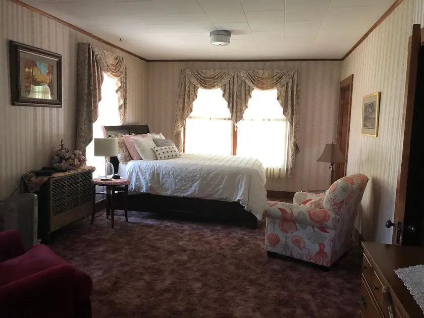 The Pink Suite - Image 1