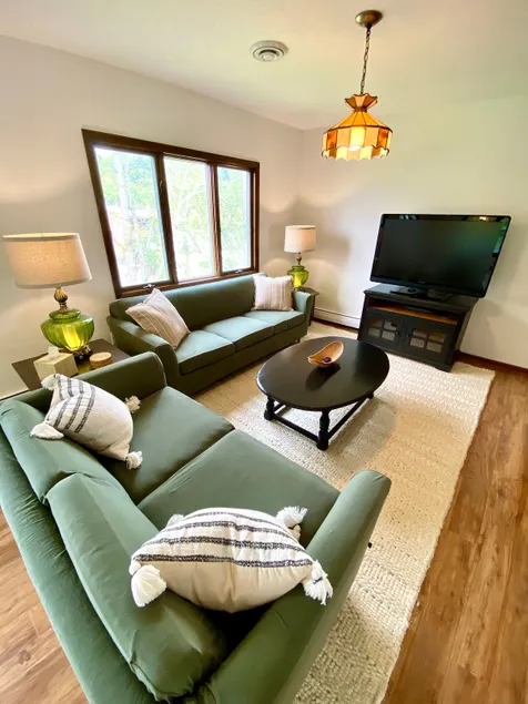 Grandma's Trail House: Top Floor - Image 1