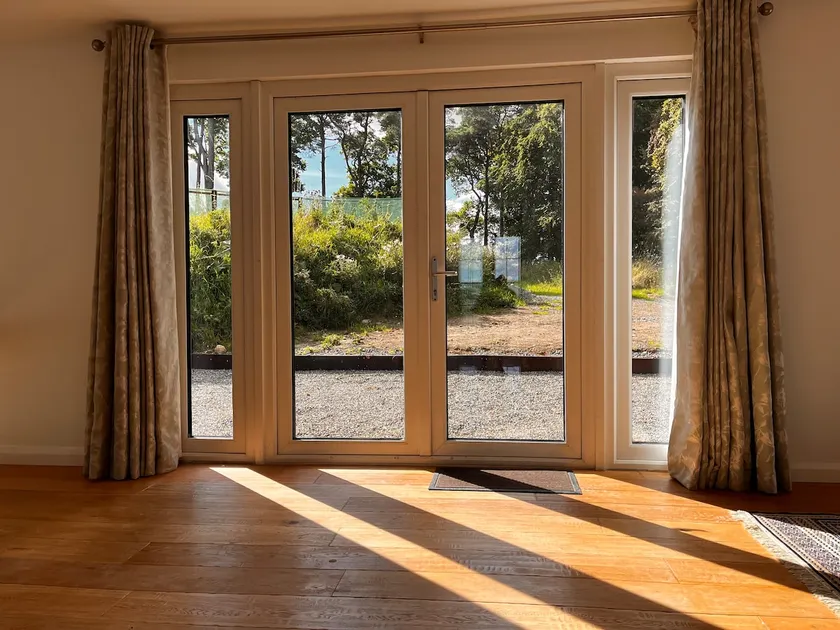Cheerful 2 Bedroom Lodge - Image 1