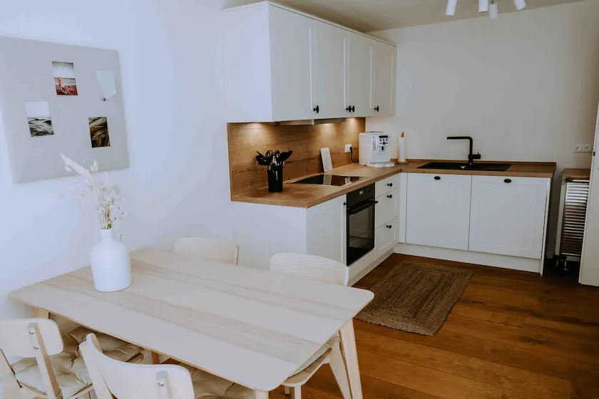 Stylish apartment in old half-timbered house - Image 1