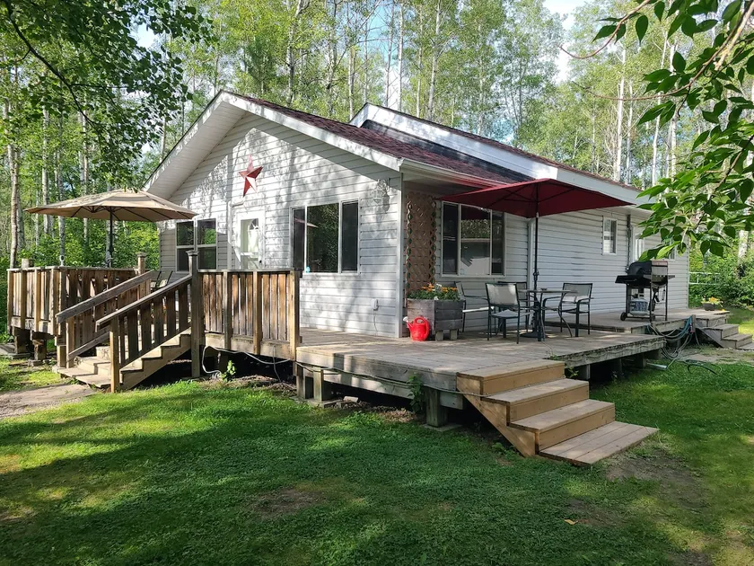 Hidden Mirror Cabin ~ 4 day special Sep-May ~ Dogs - Image 1