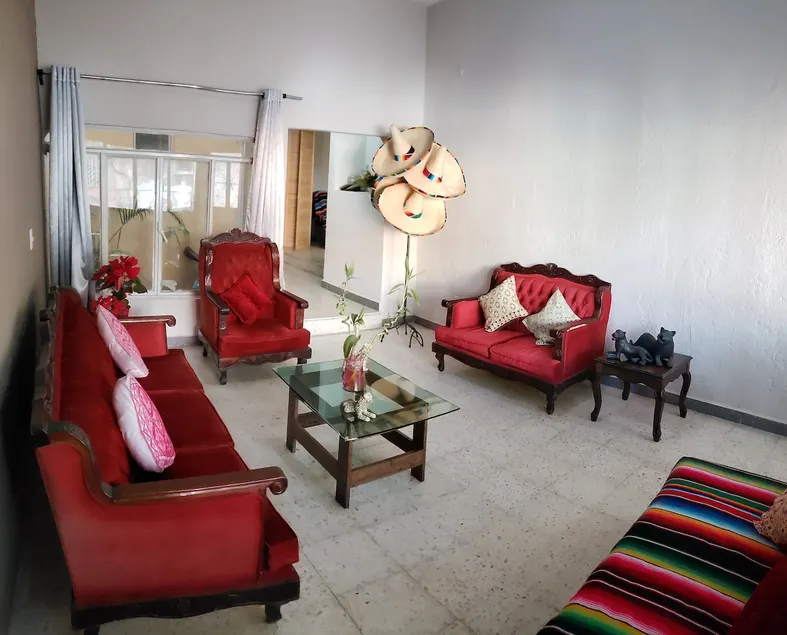3 BR house, 1AC and garage in Parque de la Marimba - Image 1