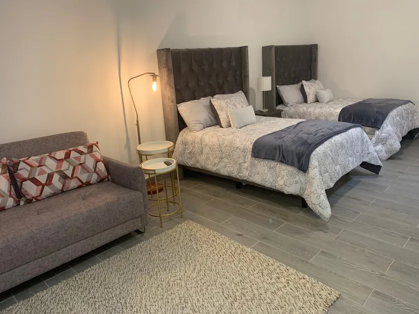 Modern and Comfortable 2 MIN from San José Hospital - Image 1