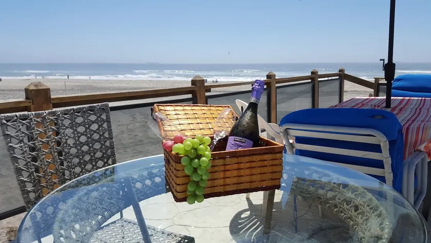 BEACHView at Downtown Rosarito 1mi papas&beer - Image 1