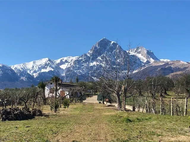 Delightful cottage on the slopes of Gran Sasso - Image 1