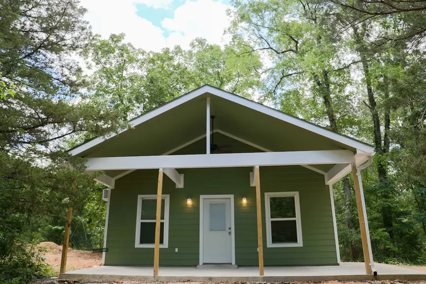 Cedar Tree Cottage - Image 1