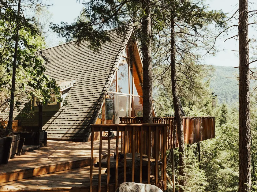 Dreamy A Frame Cabin Overlooking Lake - Image 1