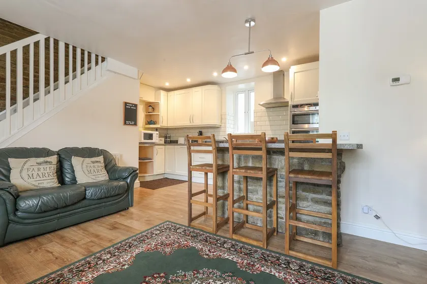 Smithy Cottage Holmbridge, Holmfirth - Image 1