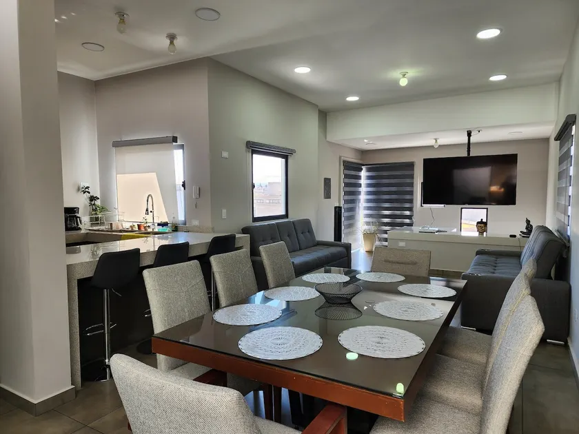 amazing, new, spacious 3 bedrooms 12 guests - Image 1