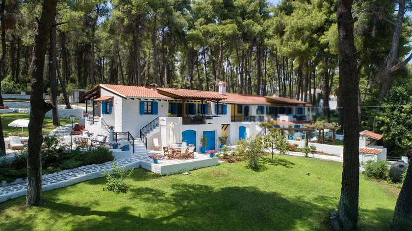 SANI PINE VILLA - Image 1