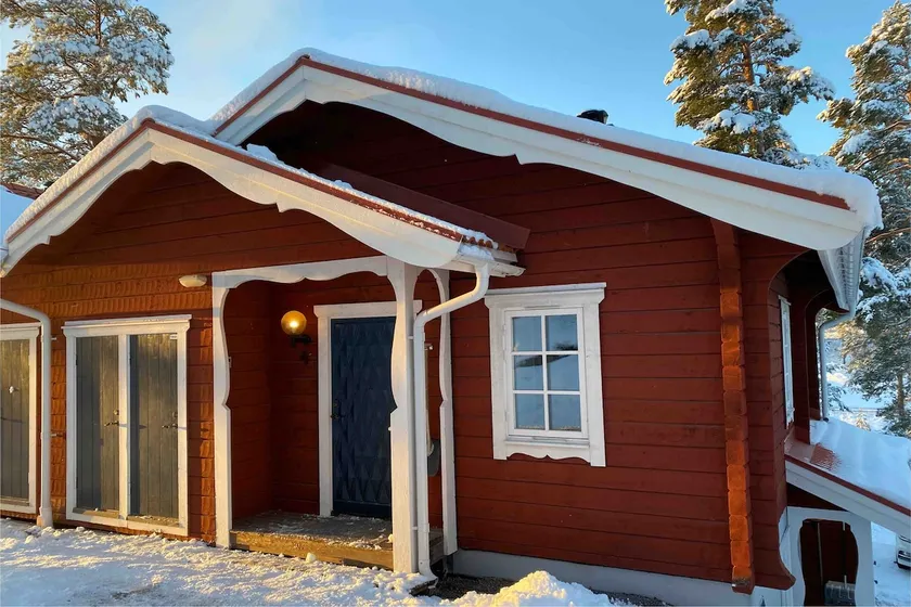 Cozy cottage in the middle of the hill - Image 1