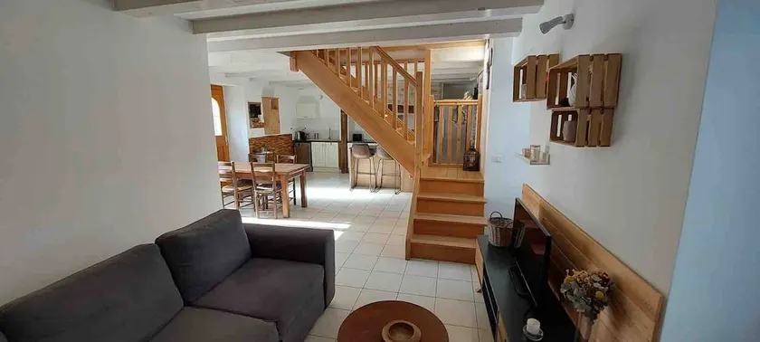 At Marie's, renovated village house! - Image 1