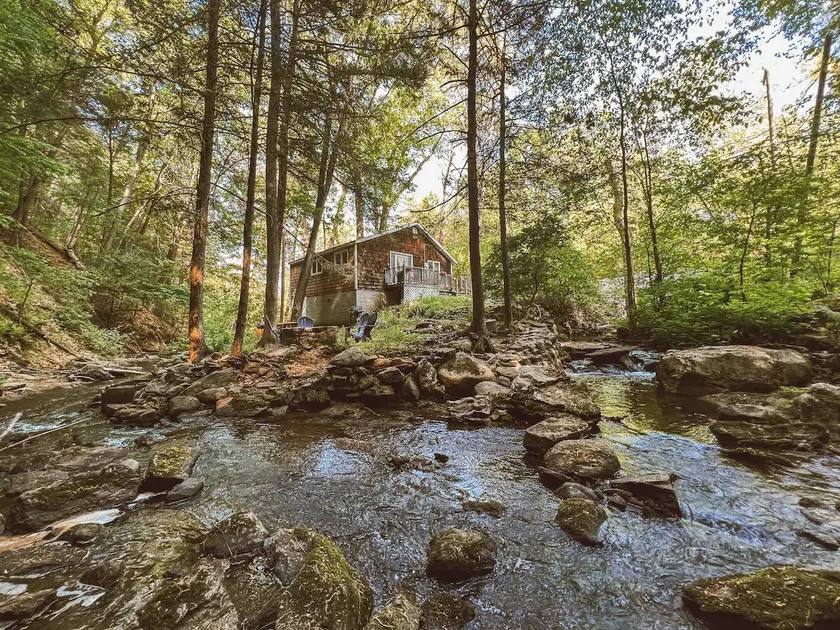 Creek Side Cabin with Wood Fired Hot Tub and Fire Pit - Image 1