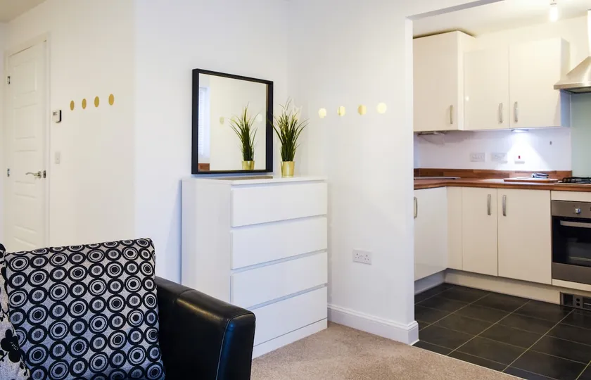 1 Bedroom Apartment Leamington Spa Hosted By Golden Key - Image 1