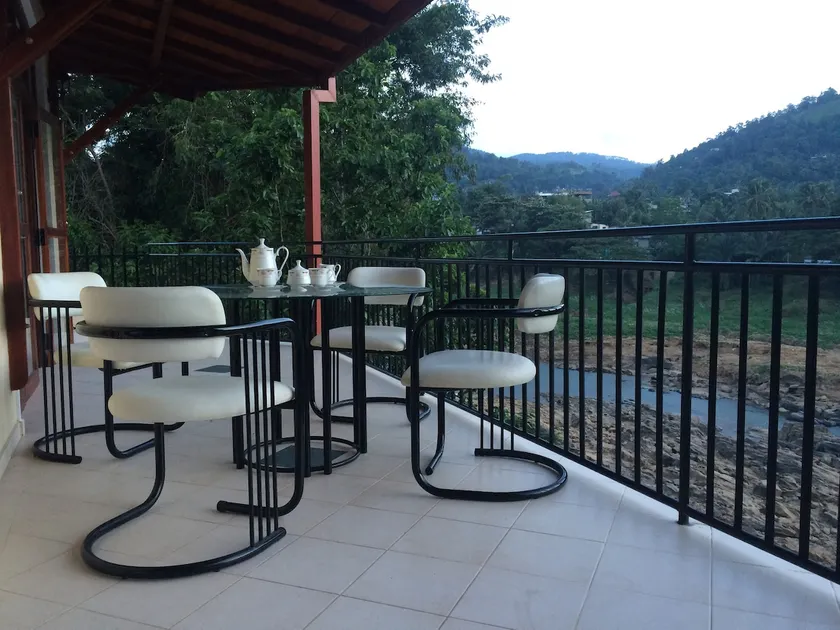 RIVERSIDE RETREAT, KANDY - Image 1
