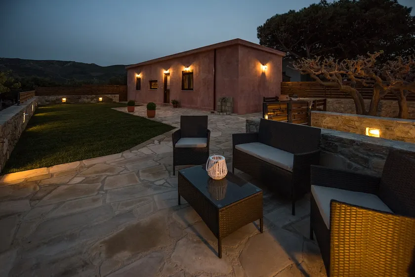 Lardas Luxury Country House - Image 1