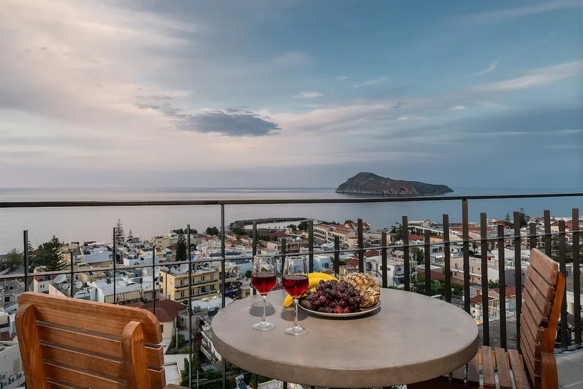 Deothea suite Platanias SeaView - Image 1