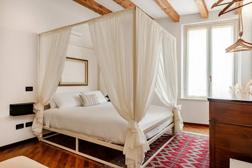 Casa Enzo - Old Town & Station - AC, Free Parking - Family & Business - Image 1
