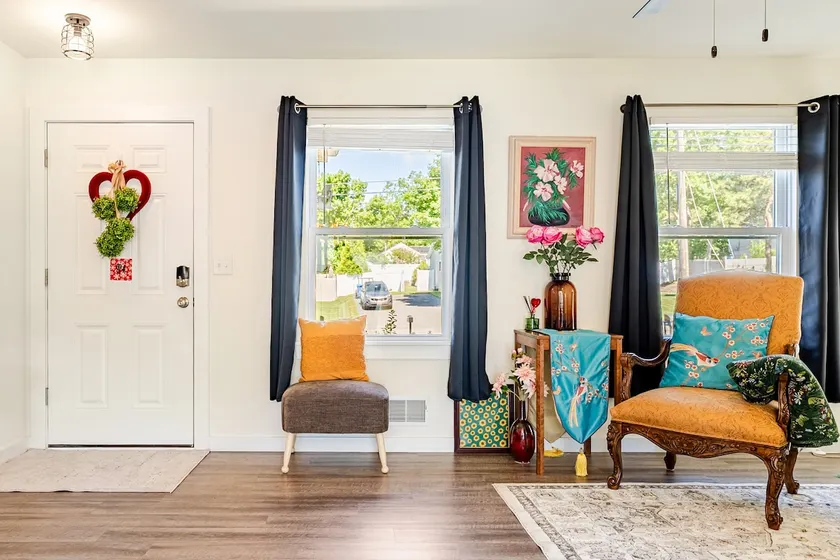 New Home • 8 Miles to LBI .BBQ. Family friendly. - Image 1
