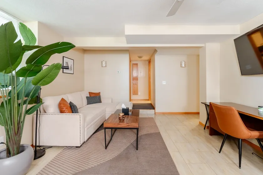 Mini-Nokomis Stay - Image 1