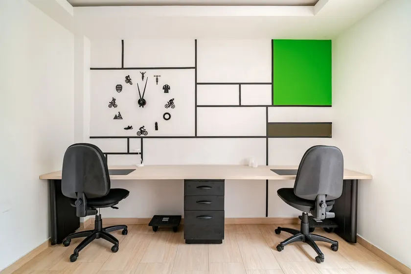 Click nest: remote work and peace - Image 1