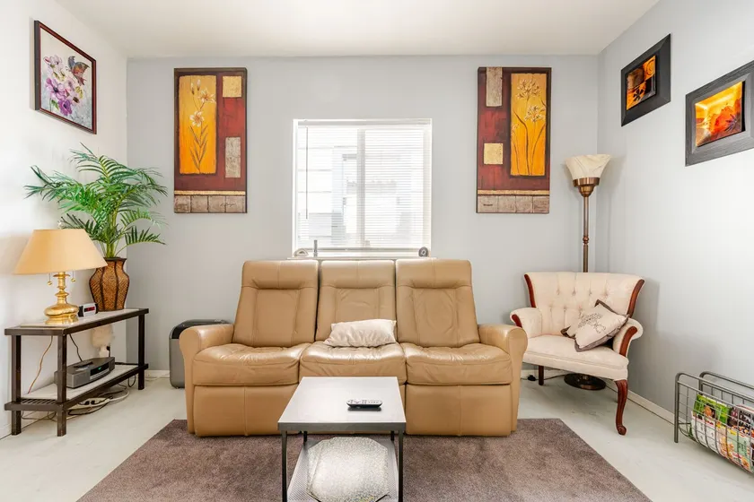 Cheerful relaxing 2 bedroom unit - Image 1
