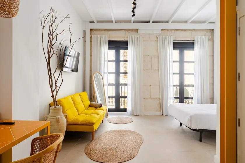 Loliqui 11 Apartments, Bright renovated studio. - Image 1