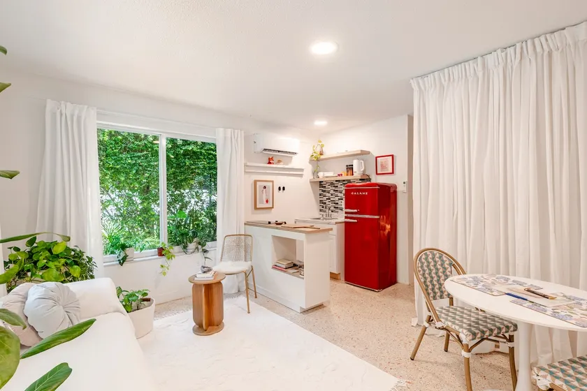 Brickell Studio+ Free Parking +Prime Location - Image 1